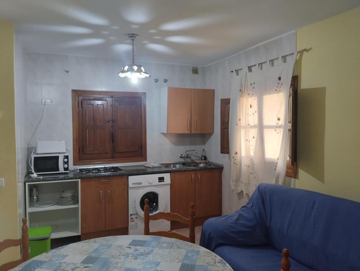 Apartamentos Condado De Miranda Miranda del Castañar Dış mekan fotoğraf