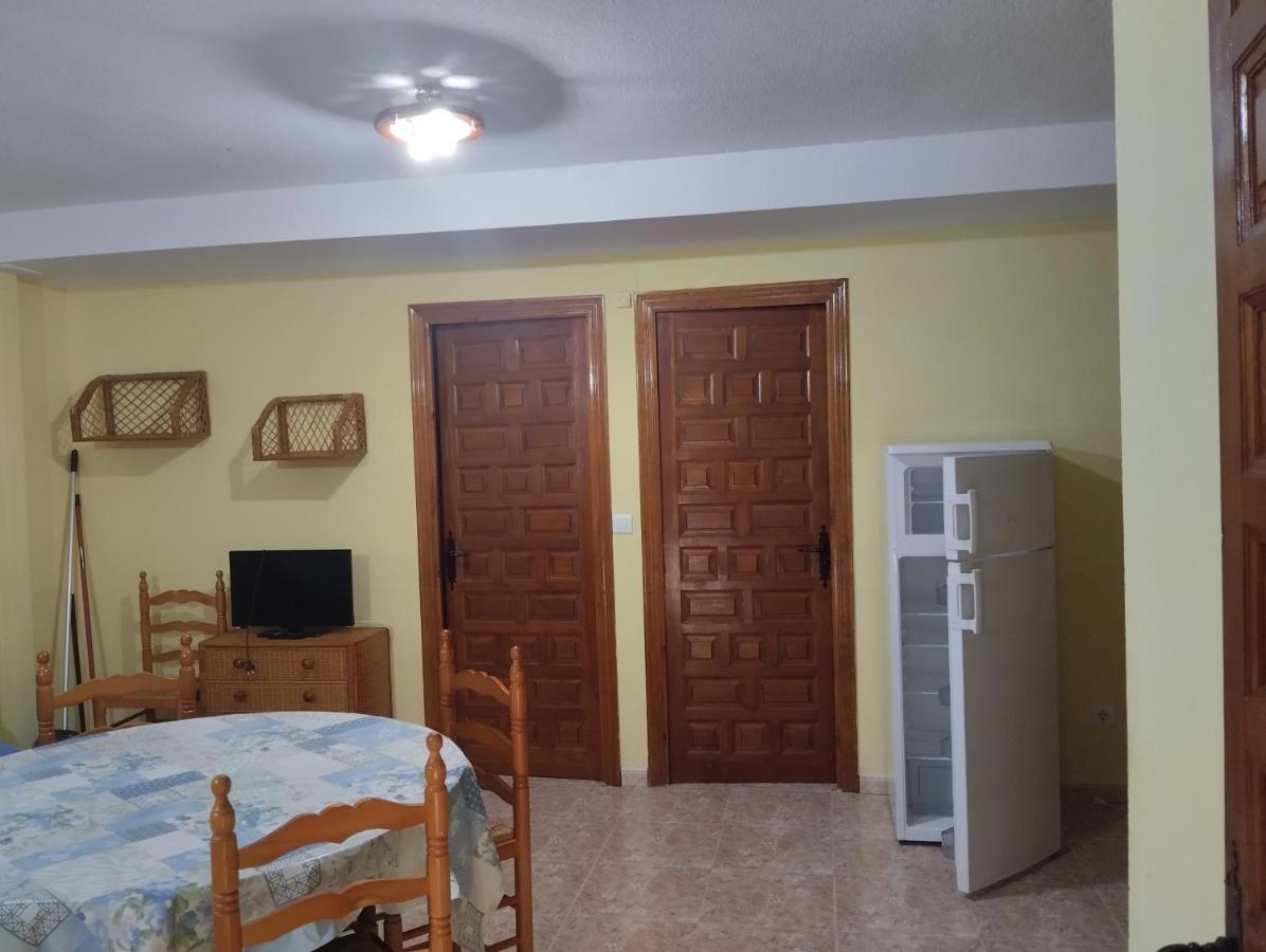 Apartamentos Condado De Miranda Miranda del Castañar Dış mekan fotoğraf