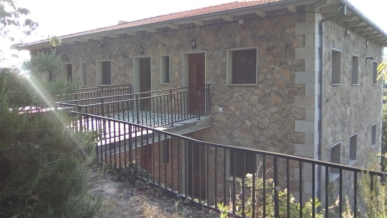 Apartamentos Condado De Miranda Miranda del Castañar Dış mekan fotoğraf